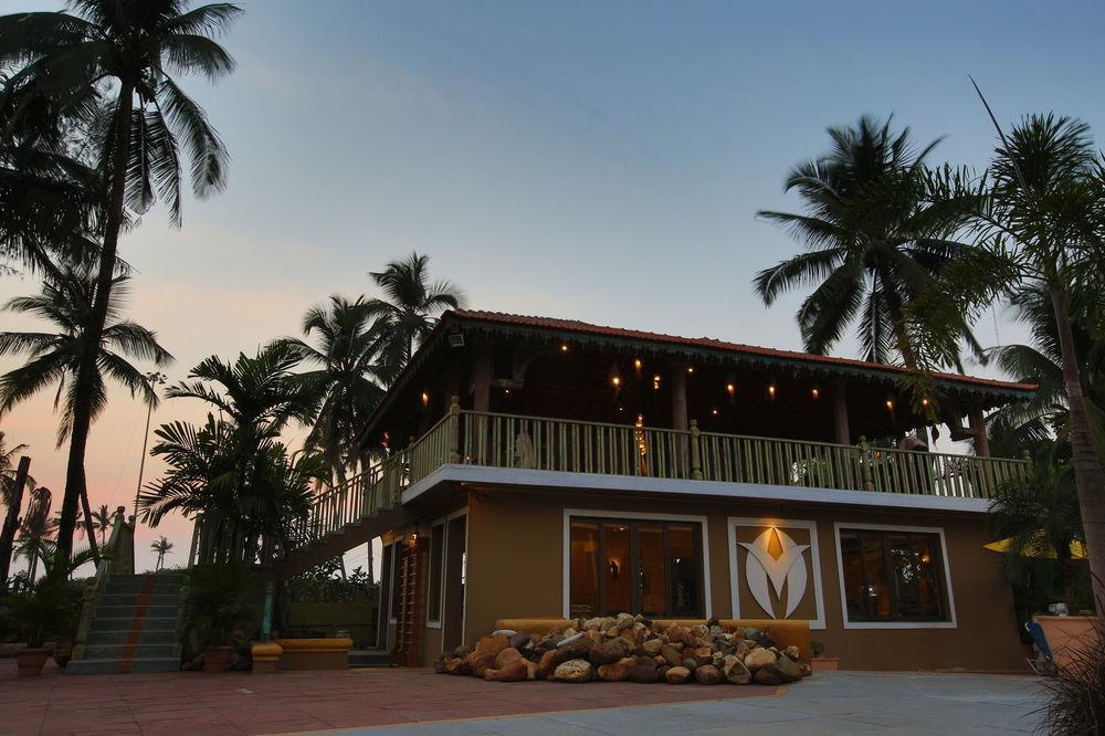 Hotel Club Mahindra Acacia Palms Colva Exterior foto